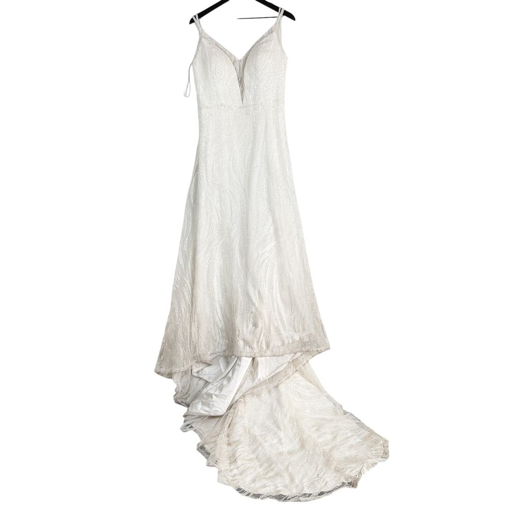 Madi Lane Austin Wedding Gown Dress Beaded VNeck Bridal - US 18